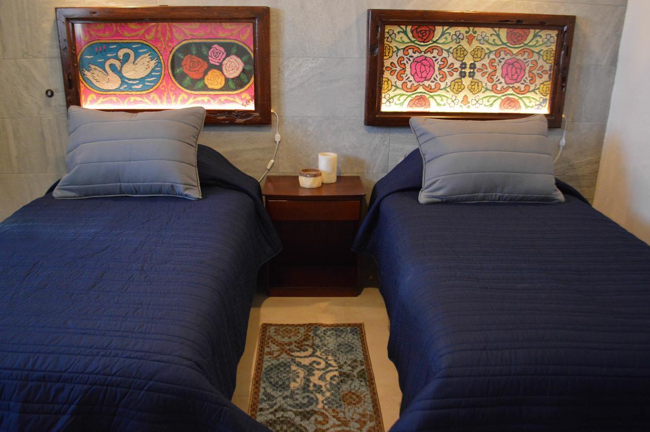 Hotel Las Candelas De กัวมานตลา ภายนอก รูปภาพ