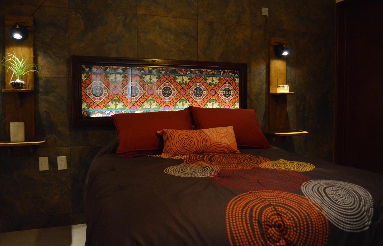 Hotel Las Candelas De กัวมานตลา ภายนอก รูปภาพ